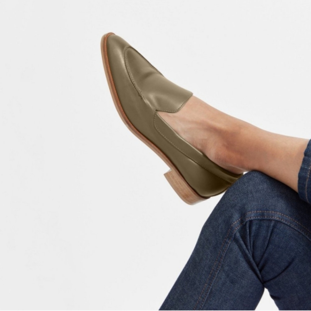 New Everlane Modern Loafer in Olive Leather Sz 6.5